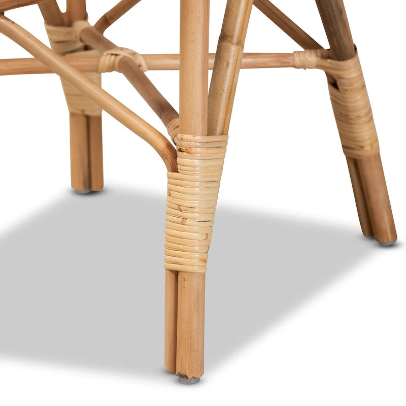 Chaise de salle à manger en rotin naturel avec accoudoirs incurvés et dossier ajouré – Unité