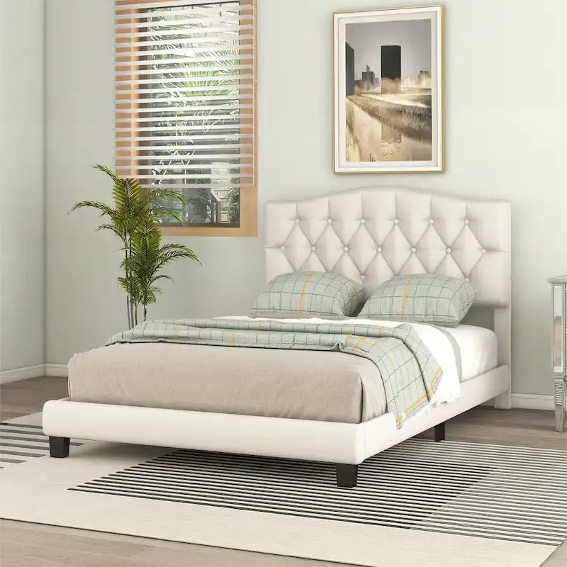 Lit plateforme rembourré en tissu gris avec tête de lit capitonnée en losange – Double / Queen / King – Individuel/Couple