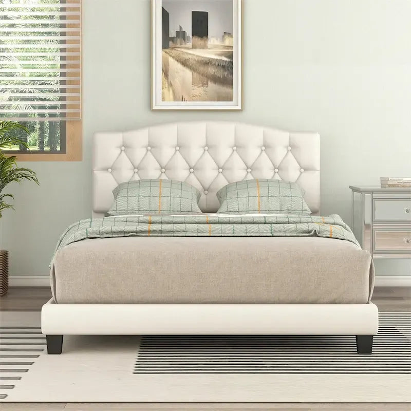 Lit plateforme rembourré en tissu gris avec tête de lit capitonnée en losange – Double / Queen / King – Individuel/Couple